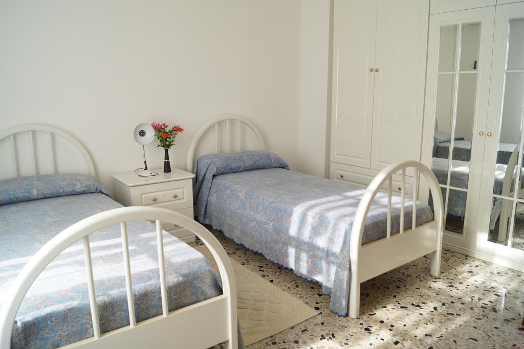 Il Melograno Bed & Breakfast Oristano Phòng bức ảnh